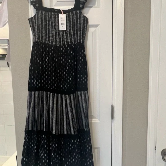 New with Tags Vineyard Vines Black and White Jacquard Smocked Midi Dress - Picture 3 of 7